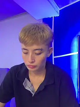 Snapshot of nico_18x chatting on January 31, 5:40 am nico 18x online show from January 31, 5:40 am