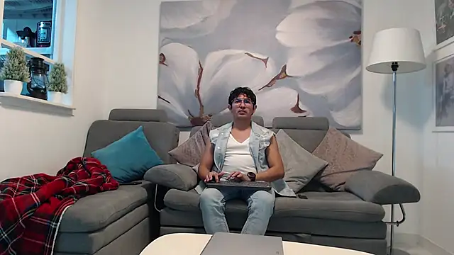 Snapshot of lexxandbusterr chatting on September 27, 10:59 pm lexxandbusterr online show from September 27, 10:59 pm