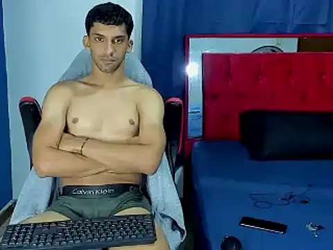 Snapshot of mike_shelby21 chatting on December 28, 8:16 am mike shelby21 online show from December 28, 8:16 am