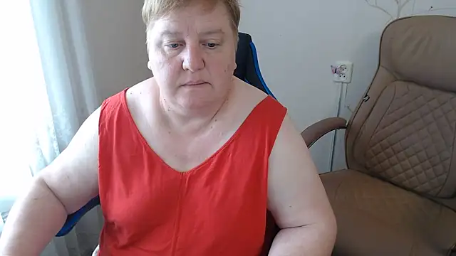 Snapshot of Limonka-Fire chatting on June 15, 8:16 am Limonka-Fire online show from June 15, 8:16 am