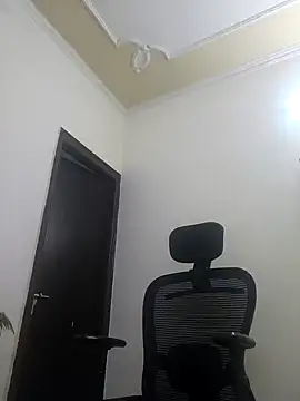 Snapshot of Archi-07 chatting on March 17, 5:49 pm Archi-07 online show from March 17, 5:49 pm