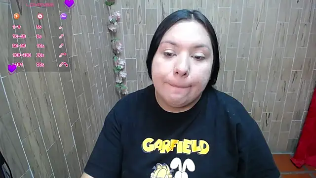 Snapshot of solyeria chatting on September 25, 2:04 am solyeria online show from September 25, 2:04 am