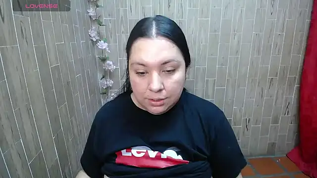Snapshot of solyeria chatting on July 5, 6:59 pm solyeria online show from July 5, 6:59 pm