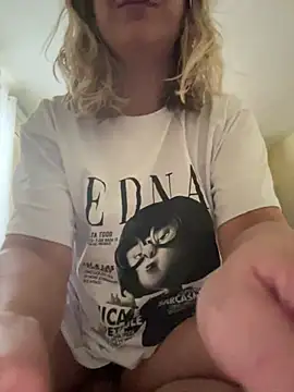 Snapshot of Bia_sexynovaes chatting on January 11, 3:20 pm Bia sexynovaes online show from January 11, 3:20 pm