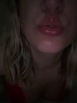 Snapshot of Bia_sexynovaes chatting on February 1, 10:48 am Bia sexynovaes online show from February 1, 10:48 am