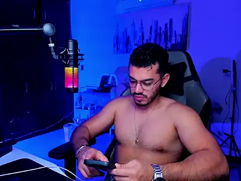 BrunoD31 online show from December 3, 5:26 am