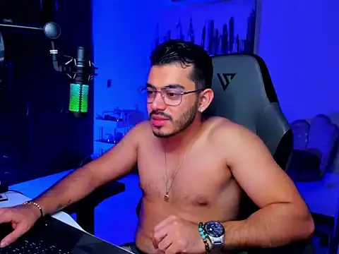 BrunoD31 online show from March 4, 3:45 am