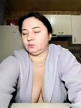 Holly-69 online show from January 1, 10:13 pm