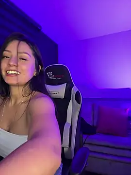 missycanoo online show from March 19, 1:54 am