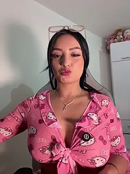missycanoo online show from June 12, 2:21 am