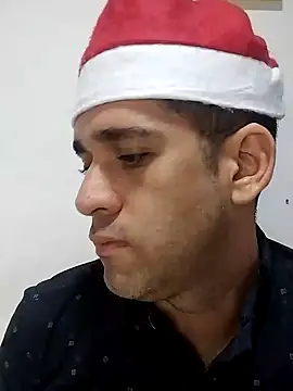 Snapshot of CRISTHIAN_GREY01 chatting on December 28, 6:06 am CRISTHIAN GREY01 online show from December 28, 6:06 am