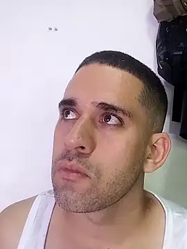 Snapshot of CRISTHIAN_GREY01 chatting on February 15, 5:51 am CRISTHIAN GREY01 online show from February 15, 5:51 am