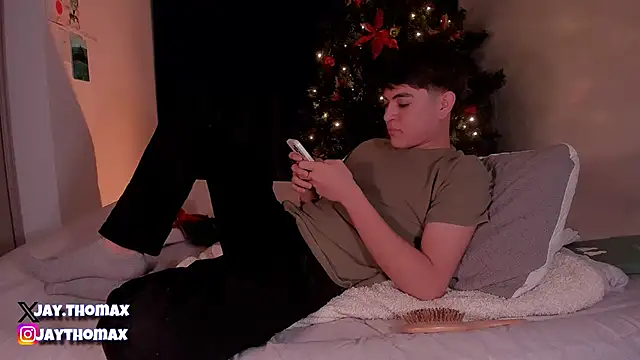 JaycoThomas online show from December 14, 3:51 am