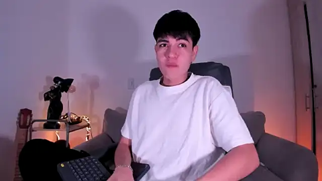 JaycoThomas online show from February 6, 3:09 pm