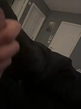 JoshTrainer online show from January 2, 11:16 pm