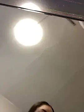 imlindapink online show from February 11, 8:31 pm