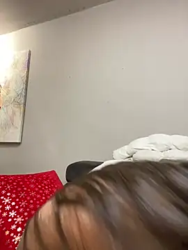 imlindapink online show from February 27, 7:26 pm