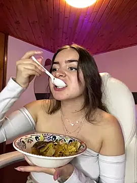 imlindapink online show from March 3, 10:20 pm