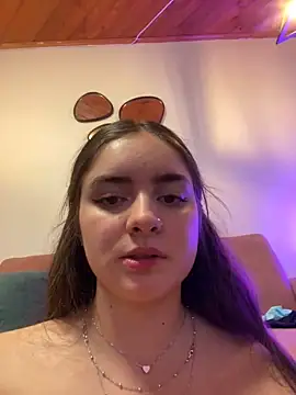 imlindapink online show from March 6, 1:05 am