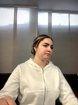 imlindapink online show from September 11, 4:51 pm