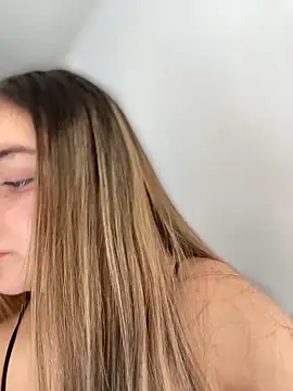 imlindapink online show from December 16, 4:56 pm