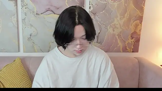 fiamoory online show from March 7, 8:11 am