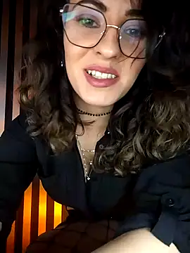 saidaskye online show from February 7, 12:42 am