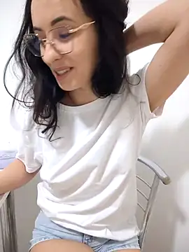 Snapshot of saidaskye chatting on February 3, 3:50 pm saidaskye online show from February 3, 3:50 pm