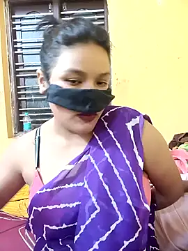 Radhikadavi879 online show from February 8, 4:14 pm