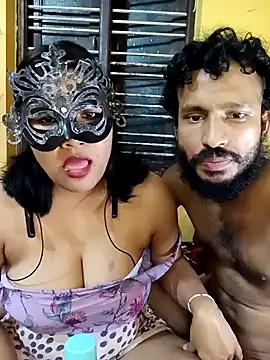 Radhikadavi879 online show from February 19, 8:31 pm