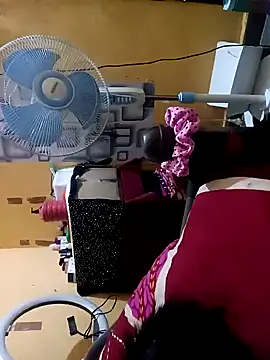 Radhikadavi879 online show from October 7, 4:48 pm