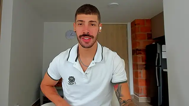 Guyinthemountain online show from December 23, 3:44 pm