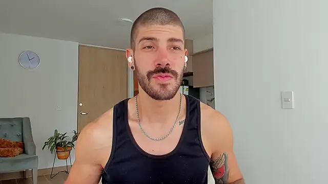 Guyinthemountain online show from February 4, 3:04 pm