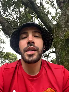 Guyinthemountain online show from September 18, 9:28 pm