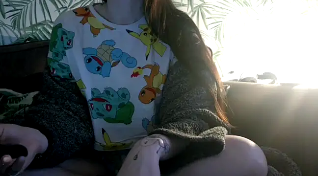 Snapshot of LexiSnowUK chatting on February 24, 11:32 am LexiSnowUK online show from February 24, 11:32 am