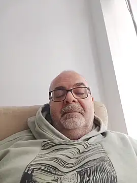 Satiro Sevilla online show from February 18, 10:33 am