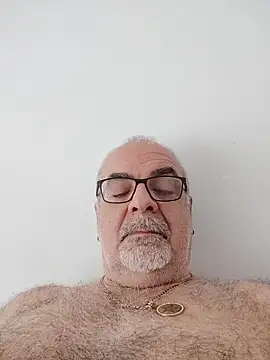 Satiro Sevilla online show from April 19, 2:16 pm