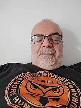 Satiro Sevilla online show from April 20, 8:06 am