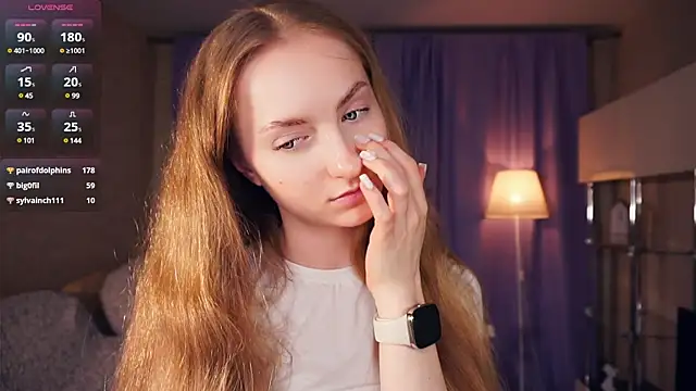 Snapshot of EsmaCarll chatting on January 10, 11:18 pm EsmaCarll online show from January 10, 11:18 pm