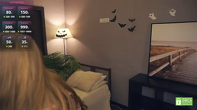 Snapshot of EsmaCarll chatting on November 25, 8:31 pm EsmaCarll online show from November 25, 8:31 pm