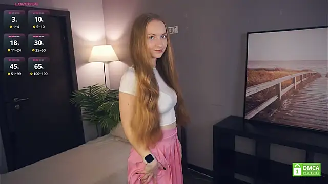 Snapshot of EsmaCarll chatting on December 1, 8:14 pm EsmaCarll online show from December 1, 8:14 pm