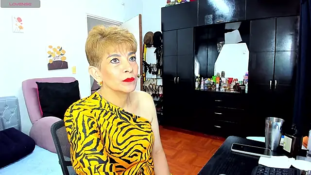 Angelina Stone 65 online show from April 21, 9:39 pm