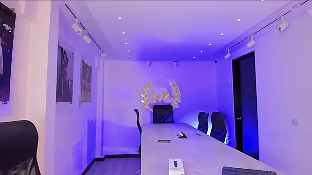 NairobiLee online show from October 2, 11:28 am