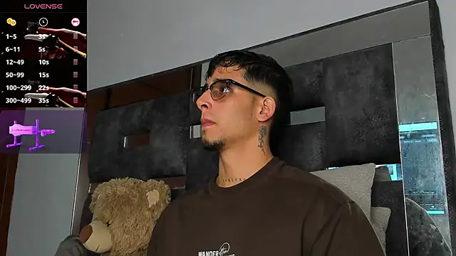 iamcamiloo  online show from October 28, 11:36 am