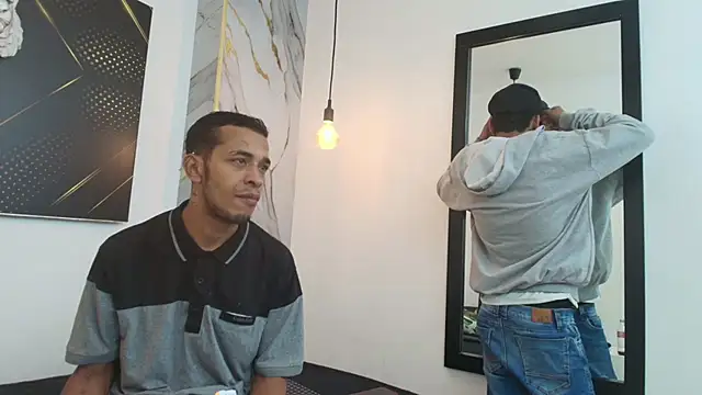 Snapshot of JordanAndAndrew chatting on November 3, 9:05 pm JordanAndAndrew online show from November 3, 9:05 pm