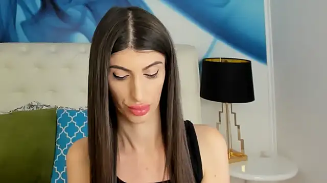 SkinnyDolly online show from January 20, 9:11 pm