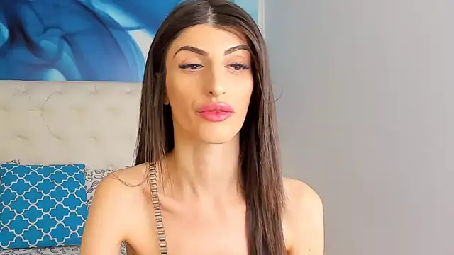 SkinnyDolly online show from February 23, 9:16 pm