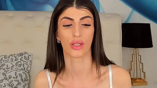 SkinnyDolly online show from March 16, 3:47 am