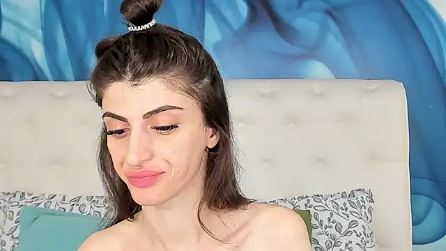 SkinnyDolly online show from November 21, 3:05 am