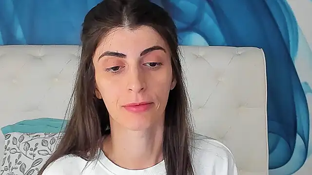 SkinnyDolly online show from July 22, 3:48 pm